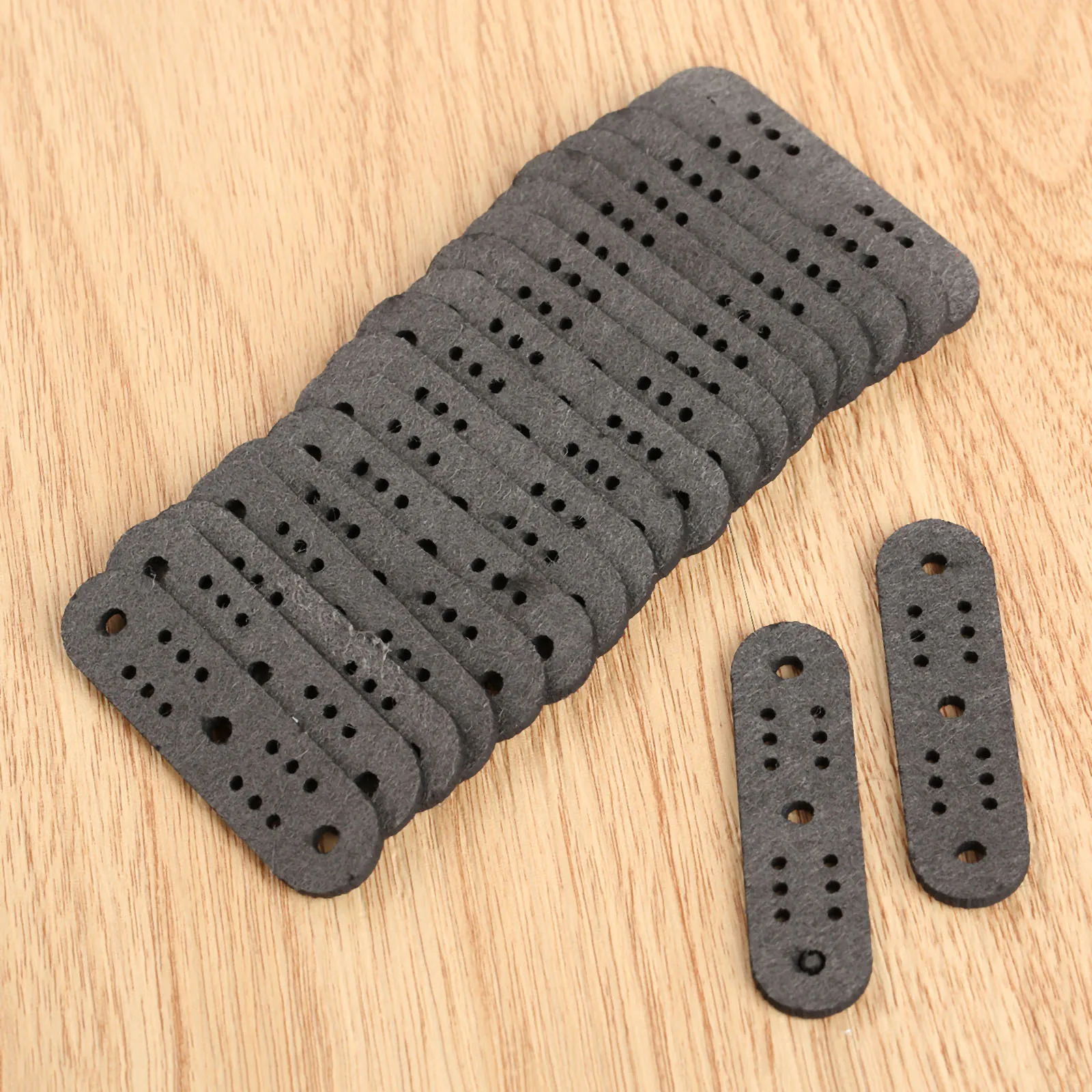 Hunting 10Pcs Microfiber Leather Slingshots Pouches Multi Holes Outdoor Shooting Bow Sling Shots Catapults Replacement 55mmX15mm | Спорт и