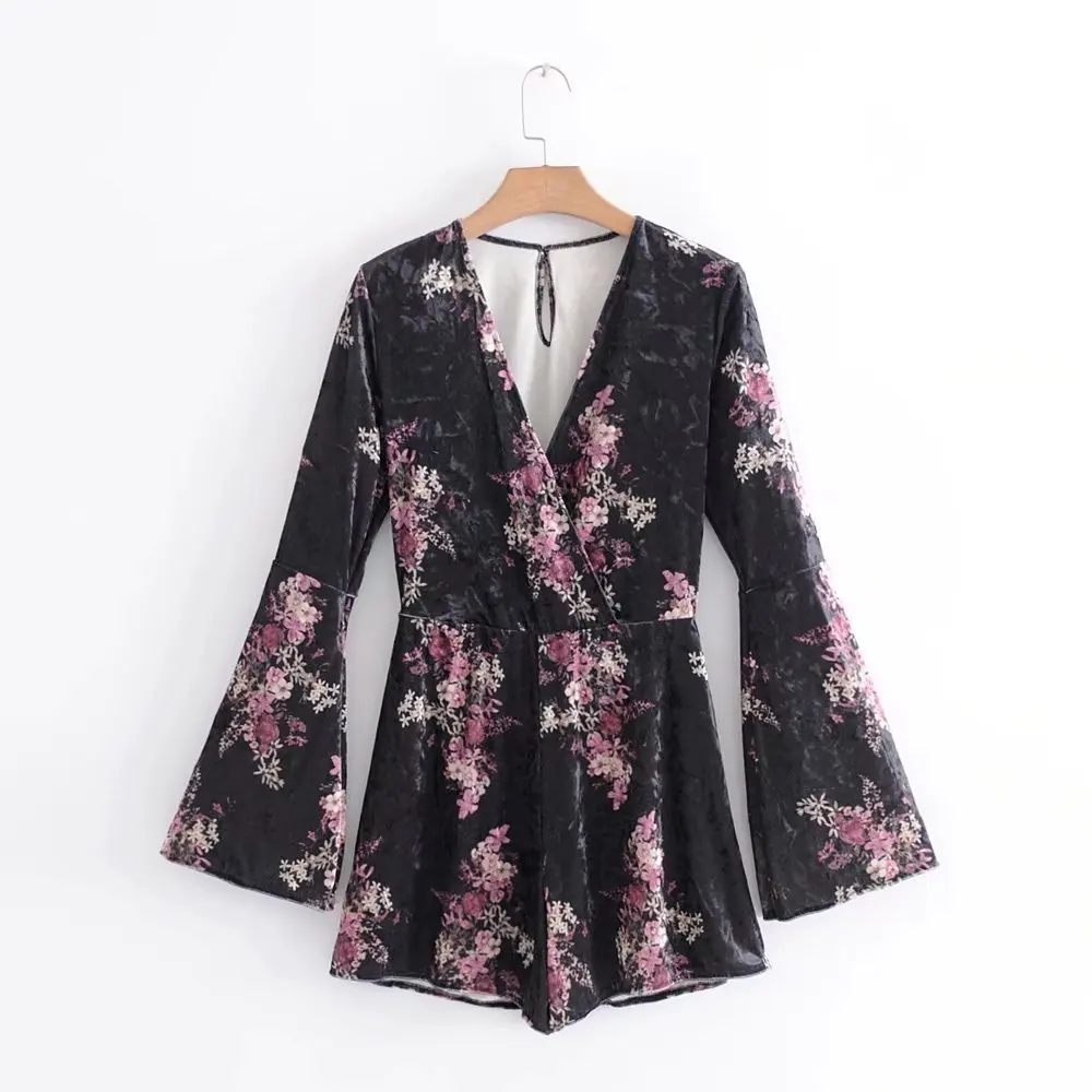 New Fashion Women Vintage Printing V Neck Velvet Jumpsuit Shorts Flare Sleeve Siamese Pants P236
New Fashion Women Vintage Printing V Neck Velvet Jumpsuit Shorts Flare Sleeve Siamese Pants P236