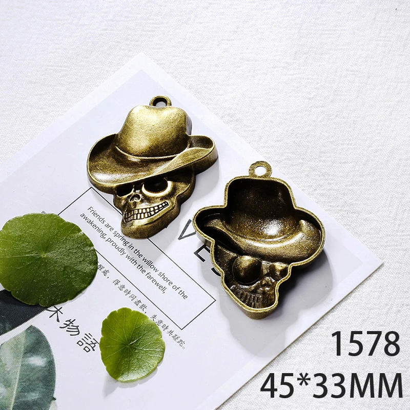 45*33mm 2pcs Skeleton Alloy Pendant For Diy Jewelry Making 2 Colors Antique Silver Antique Bronze No.1578
45*33mm 2pcs Skeleton Alloy Pendant For Diy Jewelry Making 2 Colors Antique Silver Antique Bronze No.1578