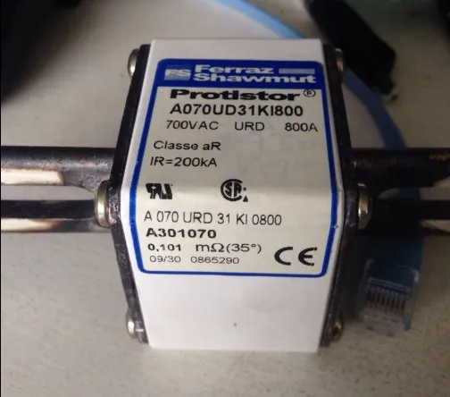 Предохранители: A070UD31KI550 700VAC URD 550A Z300034/A070UD31KI630 A300035/A070UD31KI700 B300036/A070UD31KI800 A301070 aR |