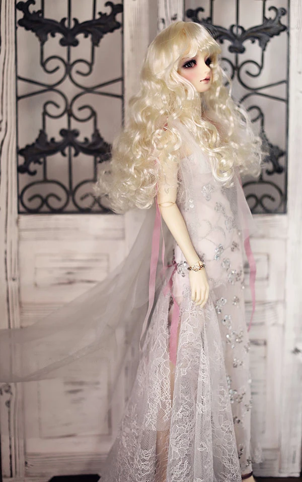 BJD doll hair wigs milk golden Imitation mohair long curly wigs for 1/3 1/4 1/6 BJD DD SD MDD MSD YOSD doll wigs
BJD doll hair wigs milk golden Imitation mohair long curly wigs for 1/3 1/4 1/6 BJD DD SD MDD MSD YOSD doll wigs