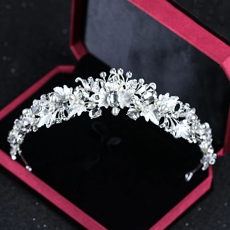 Fashion Silver Color Bride Crown Wedding Hair Accessories Handmade Pearl Tiaras Crowns Crystal Bridal Crown For Women
Fashion Silver Color Bride Crown Wedding Hair Accessories Handmade Pearl Tiaras Crowns Crystal Bridal Crown For Women