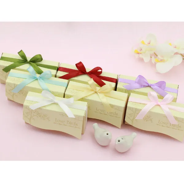wedding favors and gift 20set =40 pcs Love Birds Salt and Pepper Shaker Party favors
wedding favors and gift 20set =40 pcs Love Birds Salt and Pepper Shaker Party favors