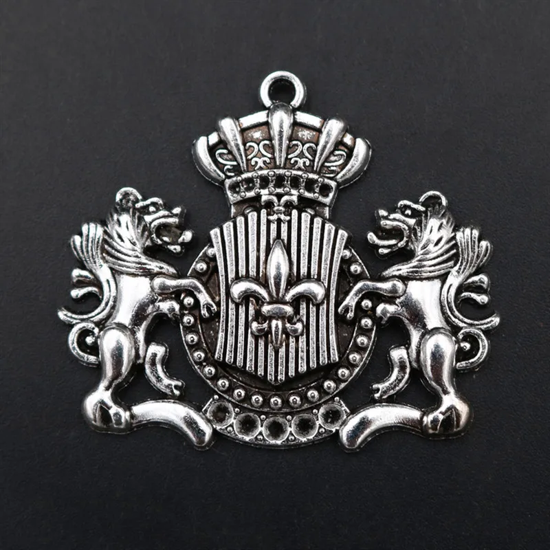 WKOUD 3pcs Silver Plated Spear & Double Lion & Crown Charm Badge Alloy Pendant Necklace Bracelet DIY Metal Jewelry Findings
WKOUD 3pcs Silver Plated Spear & Double Lion & Crown Charm Badge Alloy Pendant Necklace Bracelet DIY Metal Jewelry Findings