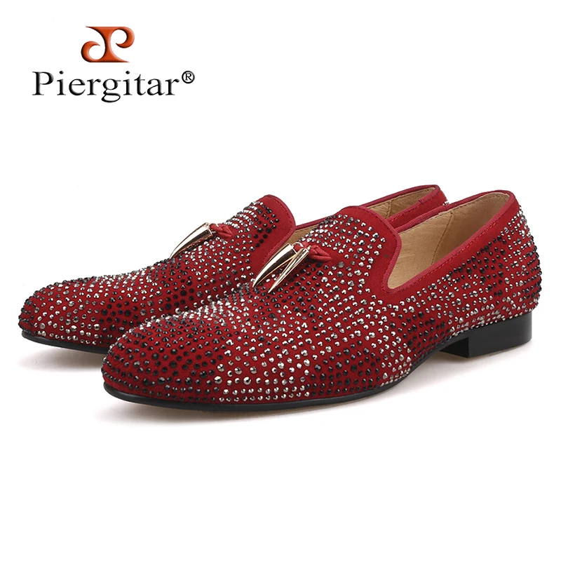 Piergitar red and black colors hadnmade men suede shoes with gold tassel and exquisite crystal wedding and party men loafers
Piergitar red and black colors hadnmade men suede shoes with gold tassel and exquisite crystal wedding and party men loafers