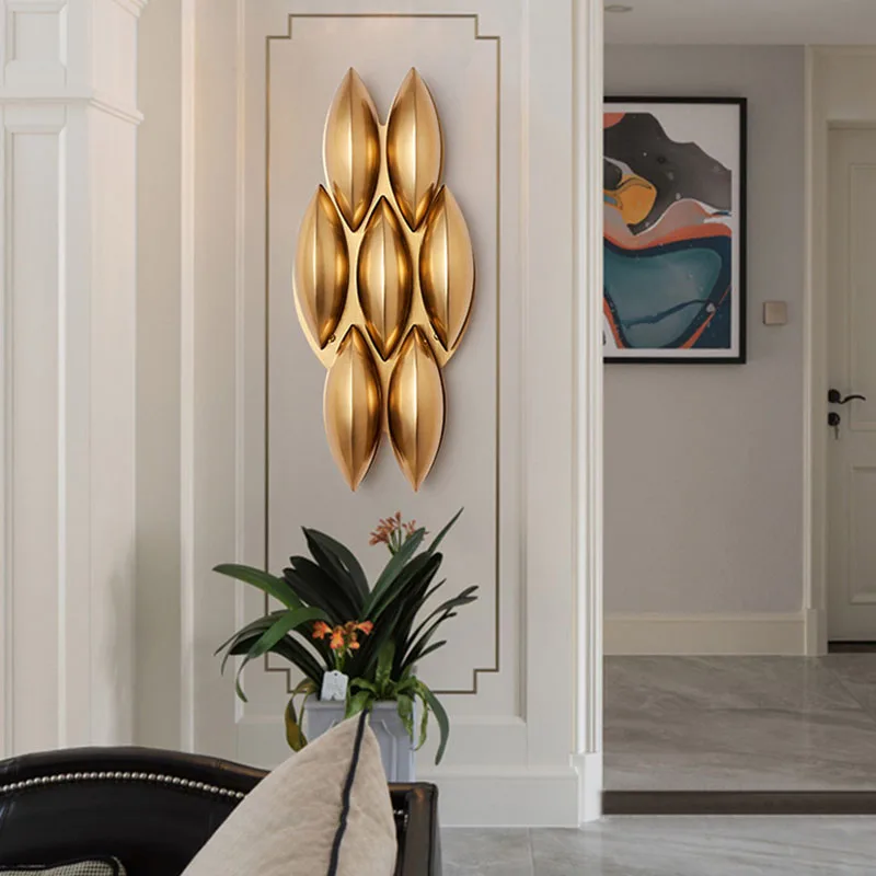 Postmodern creative simple lamp golden light luxury villa living room model room wall lamp
Postmodern creative simple lamp golden light luxury villa living room model room wall lamp