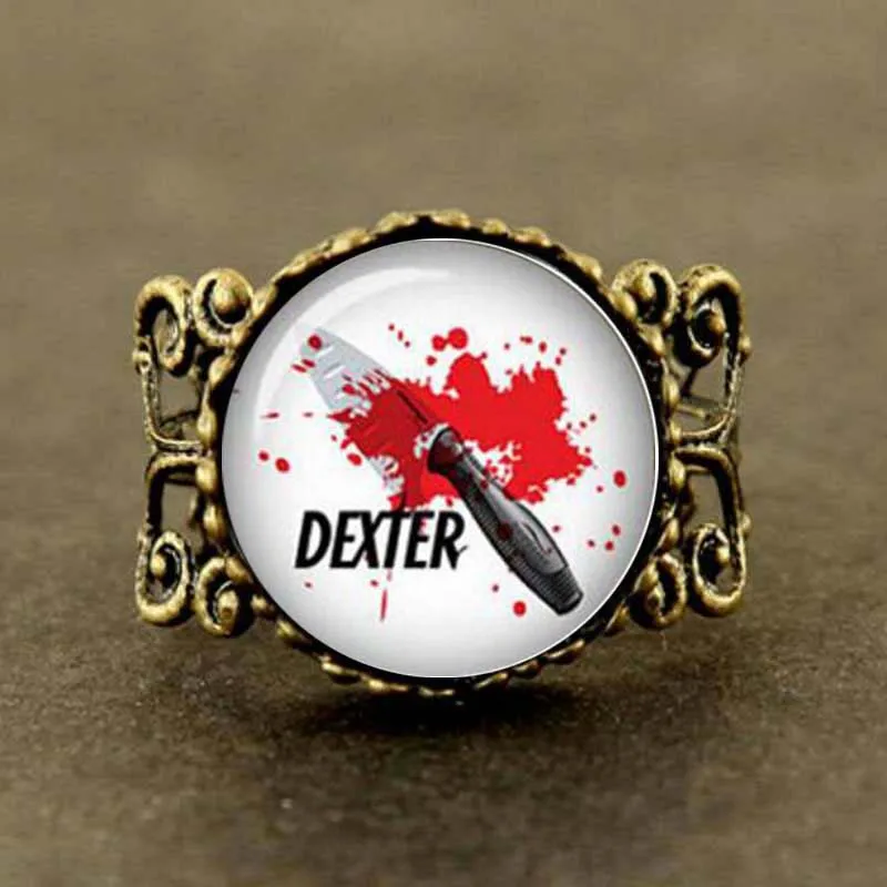 Steampunk Drama DEXTER MORGAN Novelty Glass Art Ring DEXTER new jewelry gift men women god 1pcs/lot vintage antique charms 2017
Steampunk Drama DEXTER MORGAN Novelty Glass Art Ring DEXTER new jewelry gift men women god 1pcs/lot vintage antique charms 2017