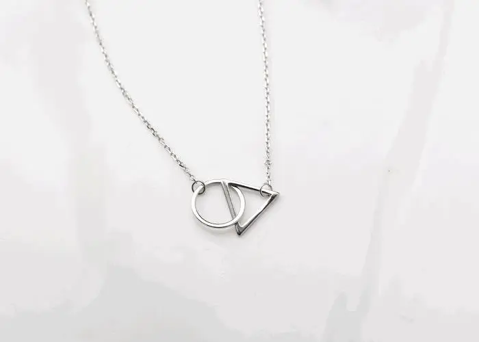 Wholesale 925 Sterling Silver Necklaces Geometric Triangle Pendants&Necklaces Jewelry Collar Colar de Plata
Wholesale 925 Sterling Silver Necklaces Geometric Triangle Pendants&Necklaces Jewelry Collar Colar de Plata