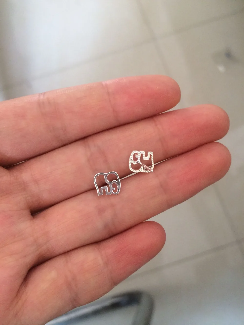 Genuine 925 Sterling Silver Jewelry Lucky Open Hollow Elephant Shape stud earrings Animal Jewelry 7MM*8MM GTLE466
Genuine 925 Sterling Silver Jewelry Lucky Open Hollow Elephant Shape stud earrings Animal Jewelry 7MM*8MM GTLE466