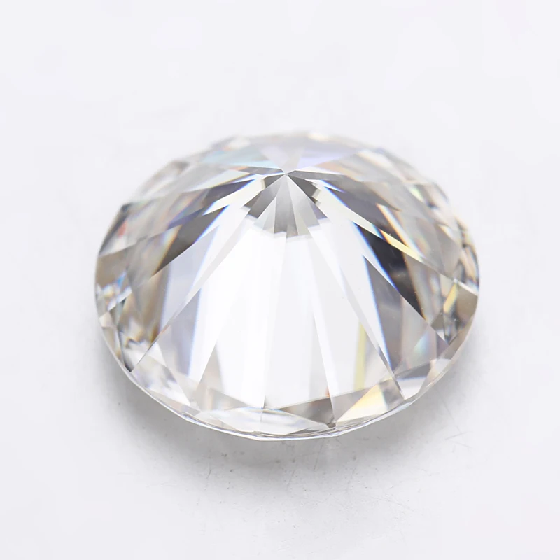 Loose moissanites stone gh color 5.5mm round 8 hearts&8 arrows cut 0.6ct Moissanites gemstones synthetik diamonds stone
Loose moissanites stone gh color 5.5mm round 8 hearts&8 arrows cut 0.6ct Moissanites gemstones synthetik diamonds stone