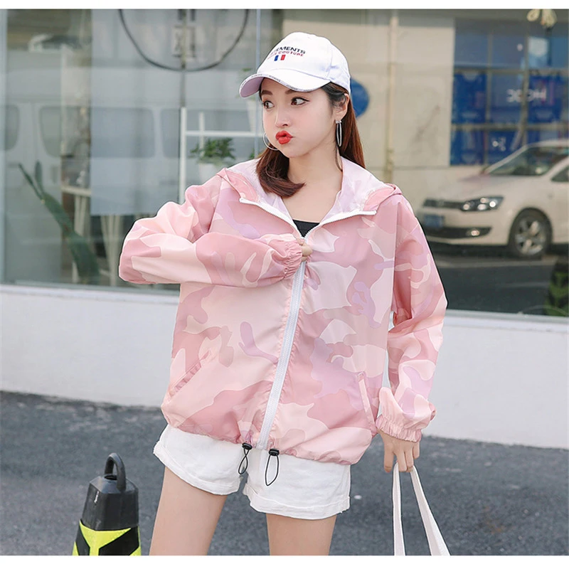 2020 new summer female thin section sunscreen clothing coat Korean version wild loose camouflage sunscreen shirt female l51
2020 new summer female thin section sunscreen clothing coat Korean version wild loose camouflage sunscreen shirt female l51