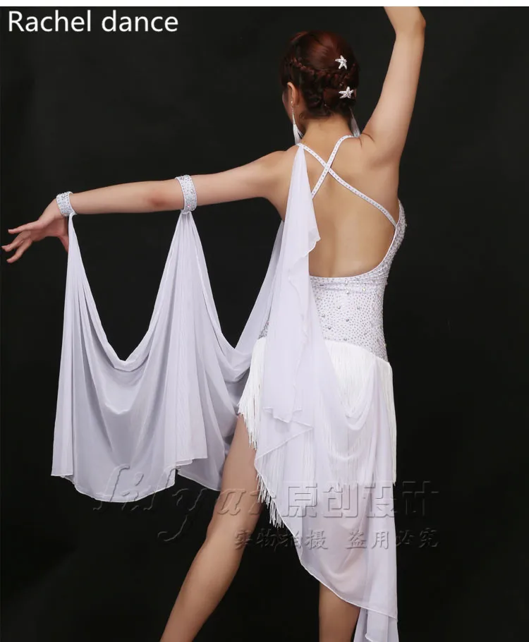 2017 Latin Dance Dress Women Harness Fringe Back Opening Irregular Salsa Tango Rumba Flamengo Latin Dance Competition Costumes
2017 Latin Dance Dress Women Harness Fringe Back Opening Irregular Salsa Tango Rumba Flamengo Latin Dance Competition Costumes