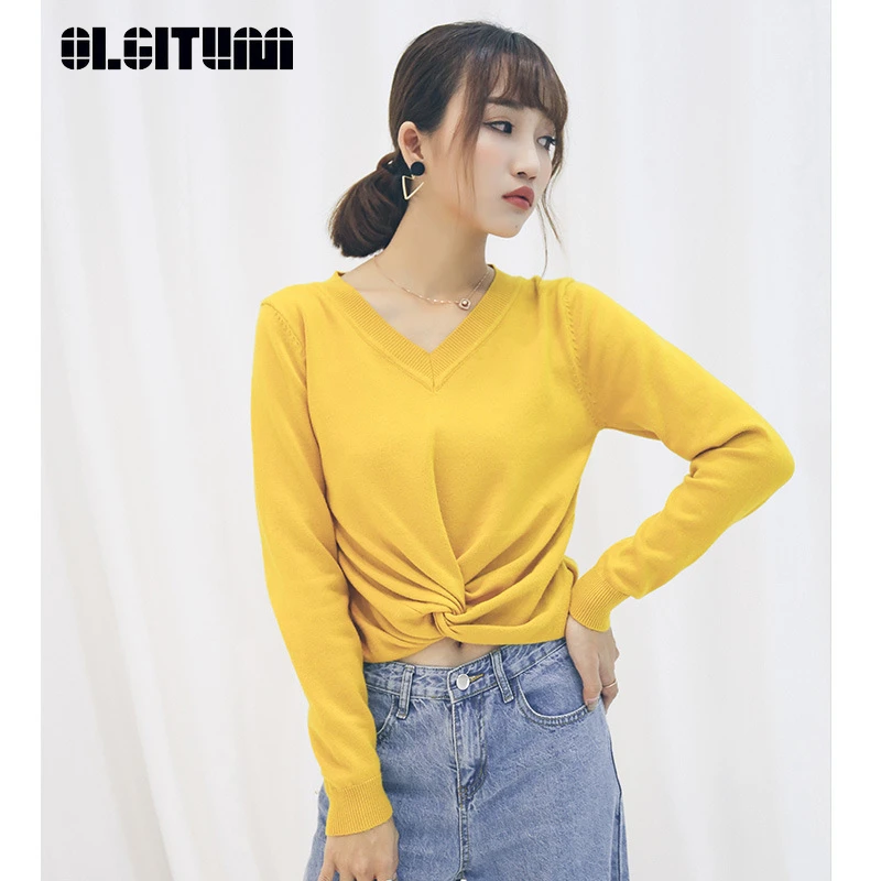 New Fashion Autumn Female Long-sleeved Pullover 2020 Short Casual Solid Slim V-neck Knit Basic Popular Sweater Yellow Black
New Fashion Autumn Female Long-sleeved Pullover 2020 Short Casual Solid Slim V-neck Knit Basic Popular Sweater Yellow Black