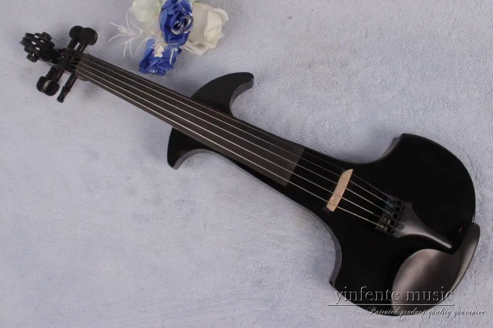 4 strings new 4/4 Electric Violin Silent Pickup Fine tone parts include New Golden Color #8-22 red color
4 strings new 4/4 Electric Violin Silent Pickup Fine tone parts include New Golden Color #8-22 red color