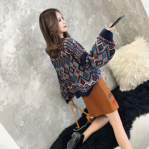 2018 Autumn And Winter Sweater Women Korean Fashion Loose Geometry Sweter Women Loose Vintage Plus Size Pulover Feminino 
2018 Autumn And Winter Sweater Women Korean Fashion Loose Geometry Sweter Women Loose Vintage Plus Size Pulover Feminino