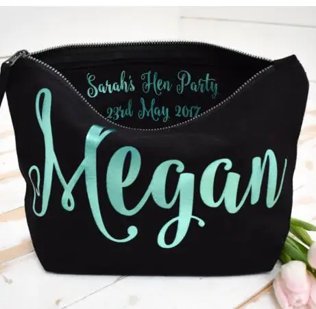 customize glitter names bridesmaid wedding Gift Make Up Cosmetic Bags Unique Gift for Bridal Party Bags maid of honor flower
customize glitter names bridesmaid wedding Gift Make Up Cosmetic Bags Unique Gift for Bridal Party Bags maid of honor flower