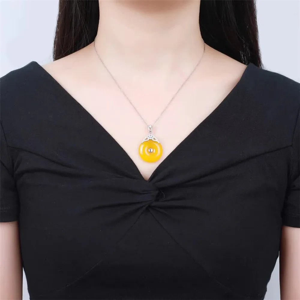 gemstone jewelry factory wholesale SGARIT brand white yellow gold color 925 sterling silver natural amber charm pendant necklace
gemstone jewelry factory wholesale SGARIT brand white yellow gold color 925 sterling silver natural amber charm pendant necklace