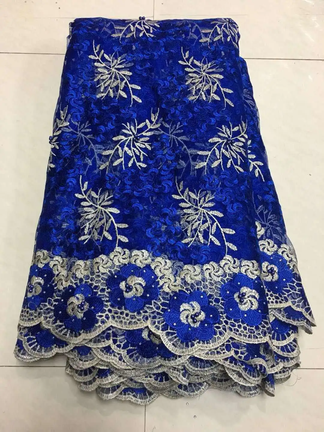 2018 Latest French Nigerian Laces Fabrics High Quality Tulle African Laces Fabric Wedding African French Tulle Lace Z011 WINE
2018 Latest French Nigerian Laces Fabrics High Quality Tulle African Laces Fabric Wedding African French Tulle Lace Z011 WINE