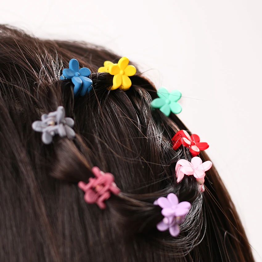 20PCS Fashion Hair Accessories Hairpins Small Flowers Gripper Korean Children 4 Claws Plastic Hair Clip Clamp
20PCS Fashion Hair Accessories Hairpins Small Flowers Gripper Korean Children 4 Claws Plastic Hair Clip Clamp