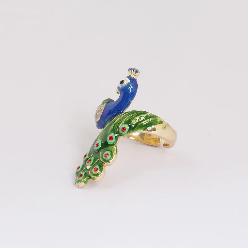Juicy Grape Auspicious Ethnic Style Originality Luxury Jewelry Peacock Enamel Gilded Party Ring For Women Gift
Juicy Grape Auspicious Ethnic Style Originality Luxury Jewelry Peacock Enamel Gilded Party Ring For Women Gift