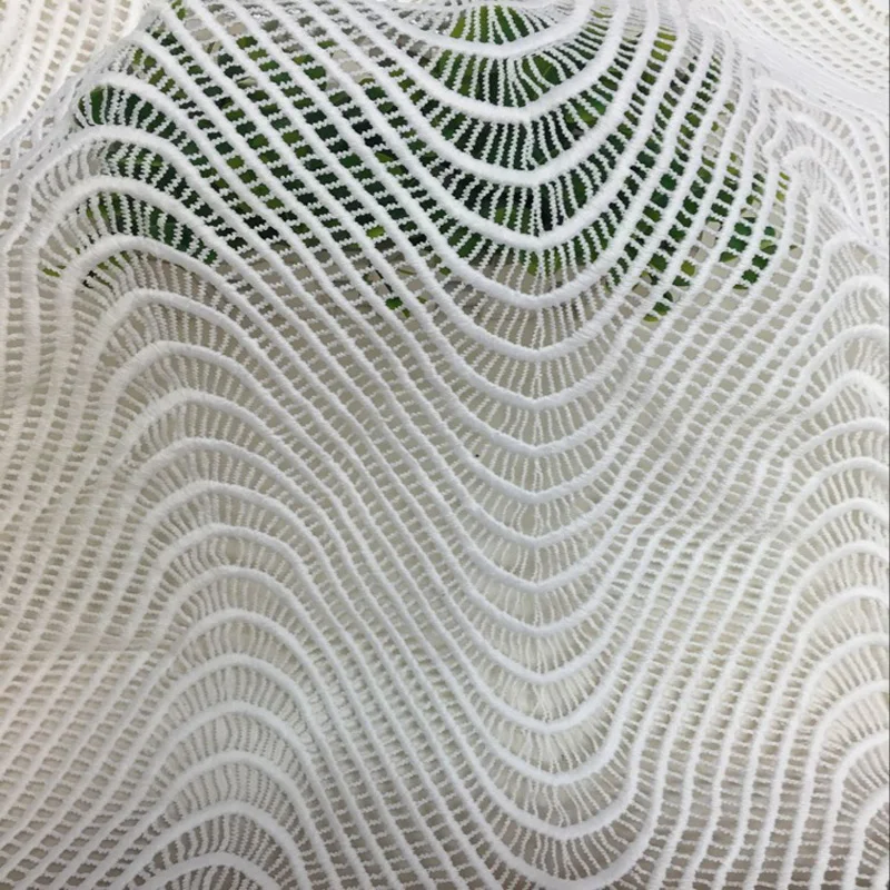 2Yards/lot White African Lace Fabric For Wedding Dress Water Soluble Guipure Cloth 2018 Latest Nigeria African Cord Lace Fabric
2Yards/lot White African Lace Fabric For Wedding Dress Water Soluble Guipure Cloth 2018 Latest Nigeria African Cord Lace Fabric