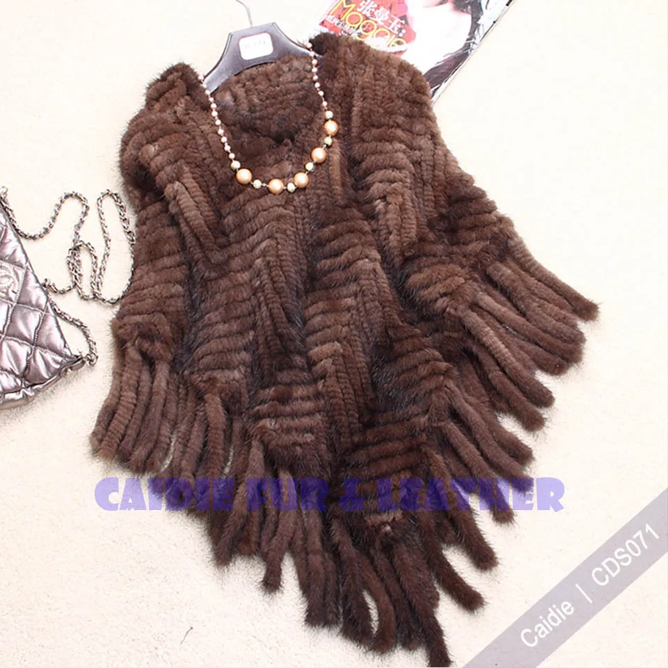 CDS071 Fur Coat 2014 Mink Knitted poncho shawl with Hooded With Tassel Free Shipping
CDS071 Fur Coat 2014 Mink Knitted poncho shawl with Hooded With Tassel Free Shipping