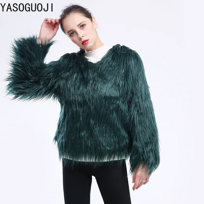 YASUGUOJI New 2021 Fashion Solid Color Short Faux Fur Jacket Women Washing Wool Lambs Thick Warm Fur Winter Coat Women LPC14
YASUGUOJI New 2021 Fashion Solid Color Short Faux Fur Jacket Women Washing Wool Lambs Thick Warm Fur Winter Coat Women LPC14