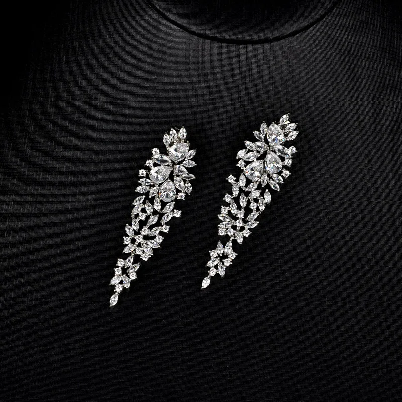 Be 8 Brand Hot New Fashion AAA Cubic Zirconia Gorgeous Leaf Shape Stud Earrings for Women Bridal Wedding Gift E711
Be 8 Brand Hot New Fashion AAA Cubic Zirconia Gorgeous Leaf Shape Stud Earrings for Women Bridal Wedding Gift E711