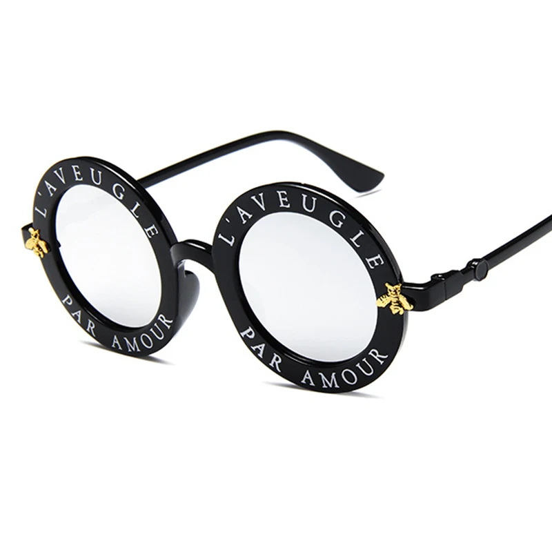 QETOU Punk Sunglasses Trending Little Bee Decoration Candy Color Women Round Sung lasses Fashion Men Glasses UV400
QETOU Punk Sunglasses Trending Little Bee Decoration Candy Color Women Round Sung lasses Fashion Men Glasses UV400