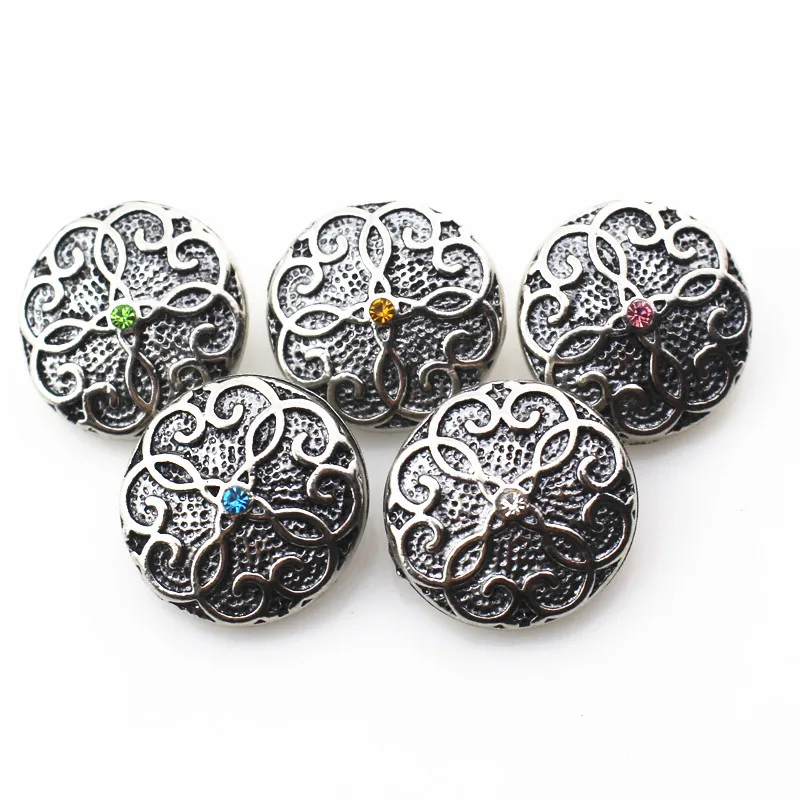Hot selling 20pcs/lot Antique Silver Flower snap button for 18mm women snap pendant necklace bracelet Ginger Snaps Jewelry
Hot selling 20pcs/lot Antique Silver Flower snap button for 18mm women snap pendant necklace bracelet Ginger Snaps Jewelry