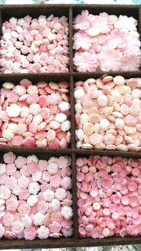 half drille---high quality Genuine Pink Queen Conch Shell ,Pearl Shell Rose flower fluorial Hand Carved loose beads 12 15mm 20pc
half drille---high quality Genuine Pink Queen Conch Shell ,Pearl Shell Rose flower fluorial Hand Carved loose beads 12 15mm 20pc