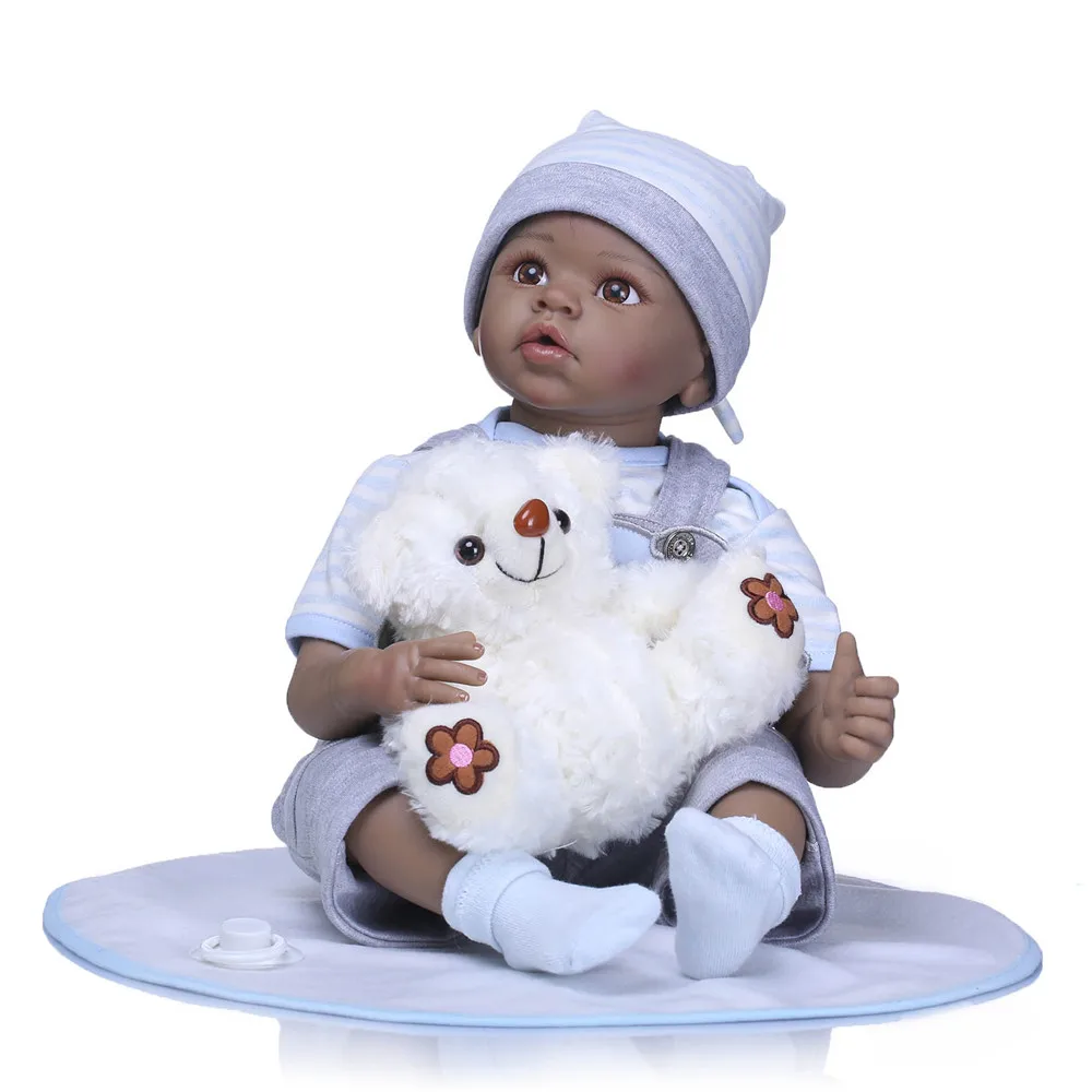 56cm black skin Reborn Babies 3/4 Silicone Baby boy Dolls Toy Reborn Boneca with plush doll 2 color Kids Super cool Playmates
56cm black skin Reborn Babies 3/4 Silicone Baby boy Dolls Toy Reborn Boneca with plush doll 2 color Kids Super cool Playmates