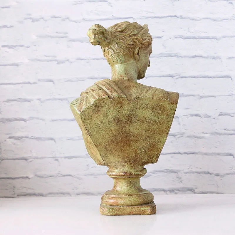 European characters sculpture art ornaments luxury living room fashion furnishings creative home decorations
European characters sculpture art ornaments luxury living room fashion furnishings creative home decorations