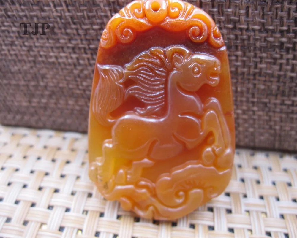 Натуральный HUANGLONG jade isabelline carven lucky Китайский Зодиак Лошадь Подвеска с