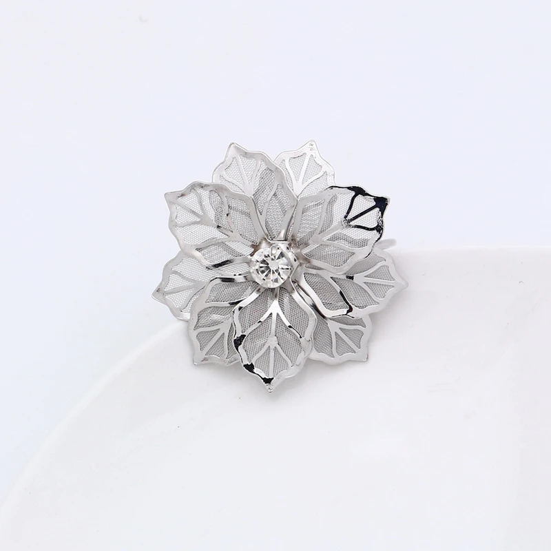 12pcs Napkin buckle FLOWER napkin ring hollow pattern hotel wedding decoration for home gift Party Favors birthday accessories
12pcs Napkin buckle FLOWER napkin ring hollow pattern hotel wedding decoration for home gift Party Favors birthday accessories