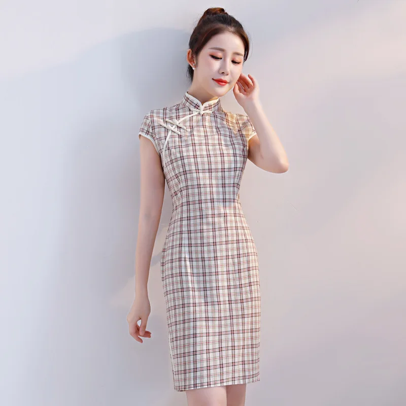 Chinese Women Cotton Linen Qipao Elegant Party Prom Dress Vintage Lady Mandarin Collar Short Sleeve Mini Vestidos Size S-XXL
Chinese Women Cotton Linen Qipao Elegant Party Prom Dress Vintage Lady Mandarin Collar Short Sleeve Mini Vestidos Size S-XXL