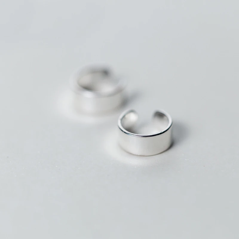 MloveAcc 100% 925 Sterling Silver Smooth Surface Ear Cuff Clip on Earrings for Women Girl without Piercing Earings Jewelry
MloveAcc 100% 925 Sterling Silver Smooth Surface Ear Cuff Clip on Earrings for Women Girl without Piercing Earings Jewelry