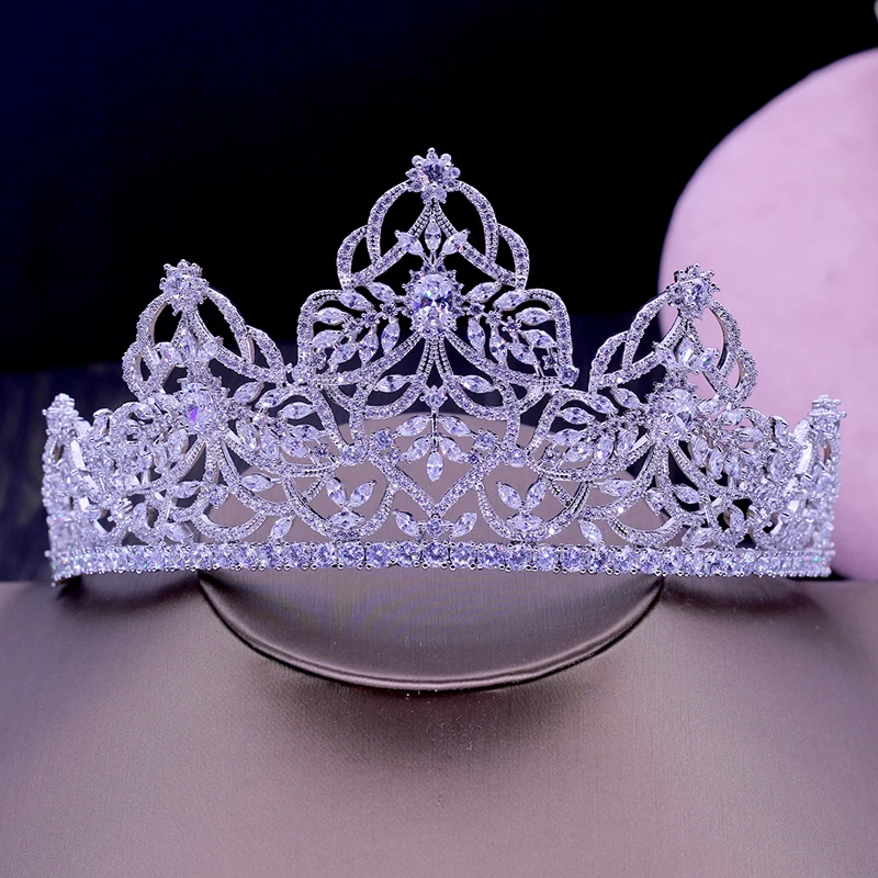 Luxury Big Tiaras and Crown Handmade AAA Cubic Zirconia Tiaras Women Bridal Hair Accessories Wholesale Price H-034
Luxury Big Tiaras and Crown Handmade AAA Cubic Zirconia Tiaras Women Bridal Hair Accessories Wholesale Price H-034