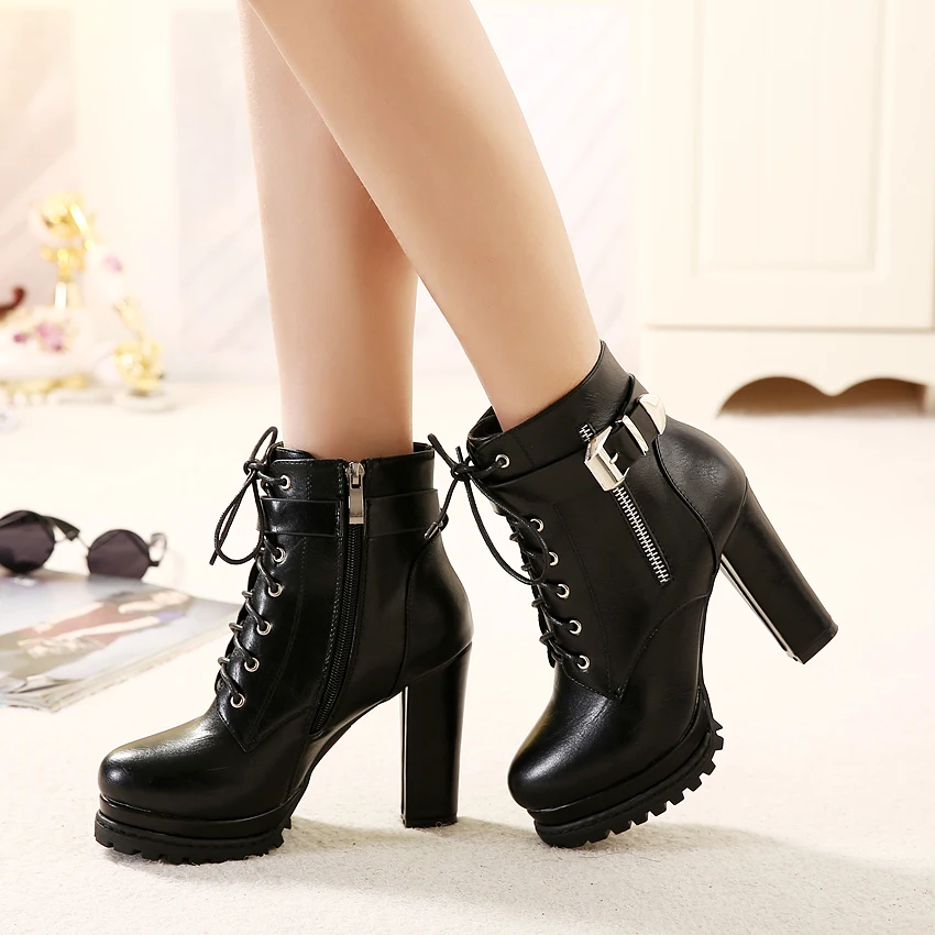GOXPACER Women Ankle Boots Platform Buckle Metal Martin Casual Boots Fashion Shoes Round Toe All Match New Rivets Free Shipping
GOXPACER Women Ankle Boots Platform Buckle Metal Martin Casual Boots Fashion Shoes Round Toe All Match New Rivets Free Shipping