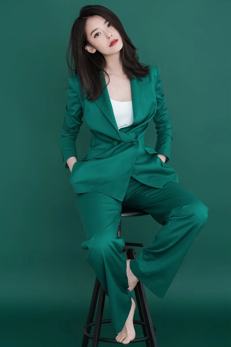 Women's business suit fashion suit female career suit jacket and long sections temperament casual OL two-piece pantsut
Women's business suit fashion suit female career suit jacket and long sections temperament casual OL two-piece pantsut