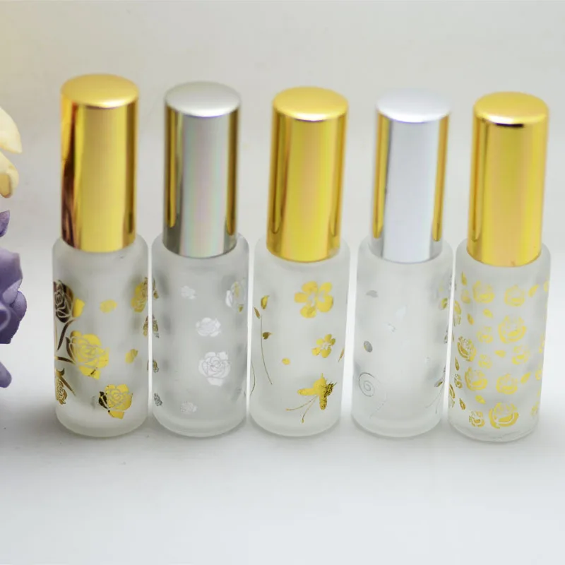 FX51TJ-15ML матовый стеклянный свинка бутылкы парфюмерного спрея обувь с украшениями в виде цветков и бабочек тиснения серебро и золото бутылка ...
FX51TJ-15ML матовый стеклянный свинка бутылкы парфюмерного спрея обувь с украшениями в виде цветков и бабочек тиснения серебро и золото бутылка ...
