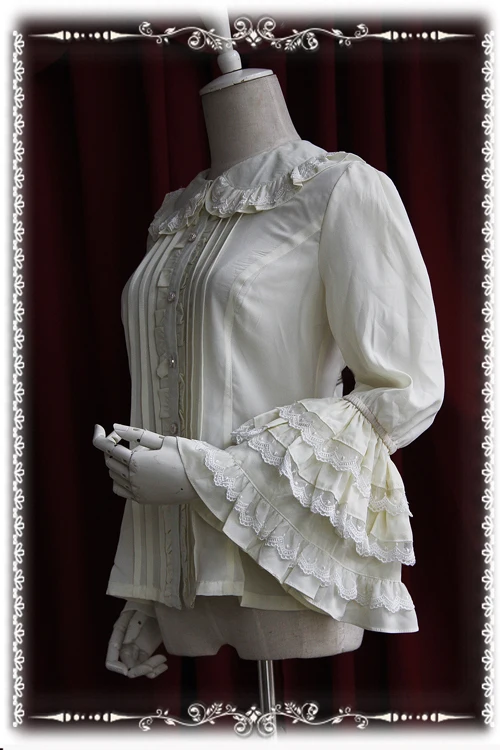 High Quality European medieval Vintage Style Sweet Lolita Shirt Cosplay Costumes
High Quality European medieval Vintage Style Sweet Lolita Shirt Cosplay Costumes