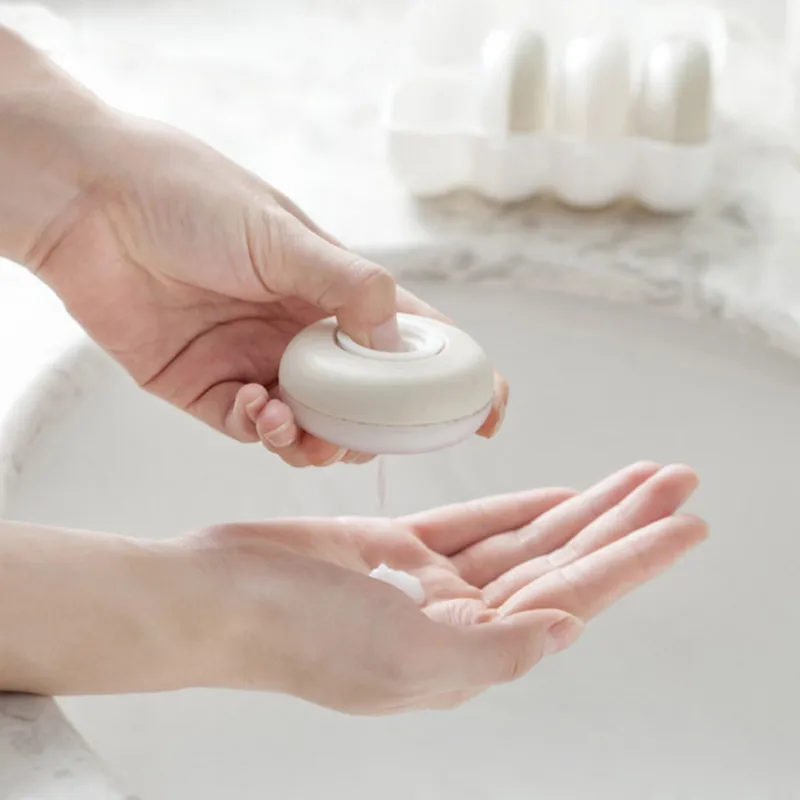 1set Refillable Bottles Plastic Empty Makeup Jar Travel Face Cream Lotion Cosmetic Container Small Storage Case
1set Refillable Bottles Plastic Empty Makeup Jar Travel Face Cream Lotion Cosmetic Container Small Storage Case