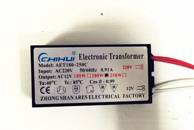 1pc New 200W Electronic Transformer 220V-12V LED Halogen Light Bulb Lamp Power Driver Supply 3 year warranty
1pc New 200W Electronic Transformer 220V-12V LED Halogen Light Bulb Lamp Power Driver Supply 3 year warranty