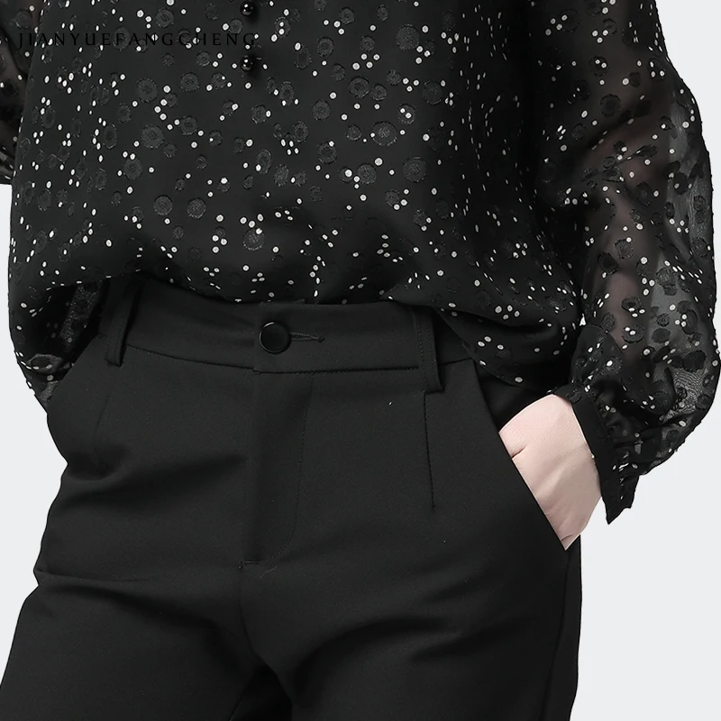 Polka Dot Women Blouse Chiffon Top Ruffled V Neck Beaded Perspective Long Sleeve Black Female Cute Office School Blouses
Polka Dot Women Blouse Chiffon Top Ruffled V Neck Beaded Perspective Long Sleeve Black Female Cute Office School Blouses