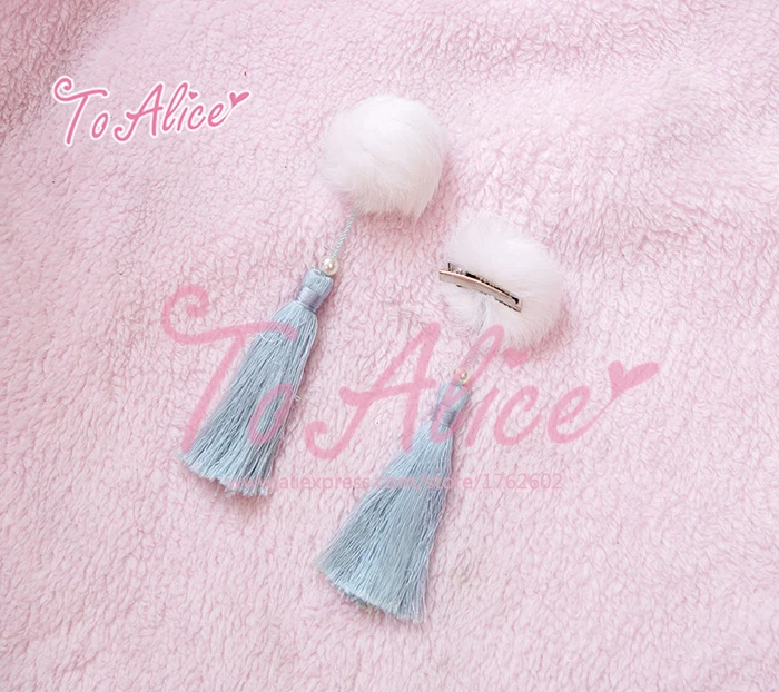 1 Pair Chinese Style Ice Flowers Series White Rabbit Fur ball Light Blue Tassels Hair Clip Barrettes Lolita Headwear Cute
1 Pair Chinese Style Ice Flowers Series White Rabbit Fur ball Light Blue Tassels Hair Clip Barrettes Lolita Headwear Cute