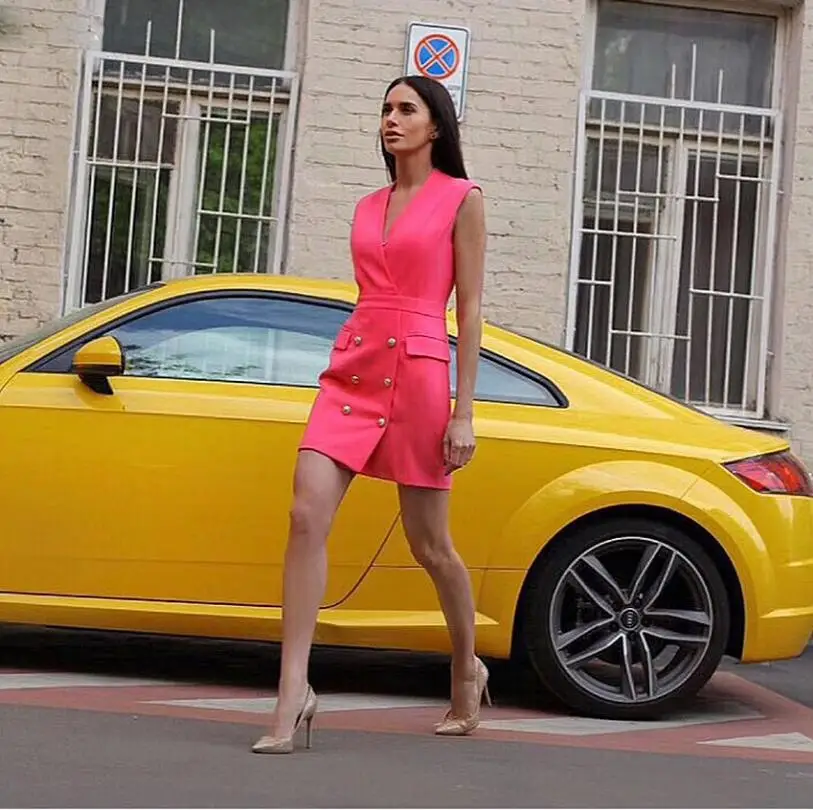 Top Quality 3 Colors Black White Women's Sleeveless Sexy V-Neck Slim Dress Office Lady Blazer Dress
Top Quality 3 Colors Black White Women's Sleeveless Sexy V-Neck Slim Dress Office Lady Blazer Dress
