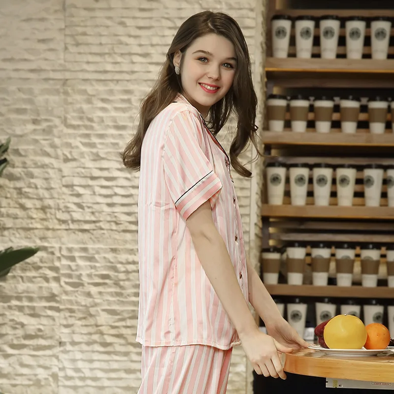 XI YUAER 2020 New Fashion Women Stripe Pajamas Turn-down Collar Sleepwear 2 Piece Set Shirt+Long Striped Pant Casual Pijama Sets
XI YUAER 2020 New Fashion Women Stripe Pajamas Turn-down Collar Sleepwear 2 Piece Set Shirt+Long Striped Pant Casual Pijama Sets