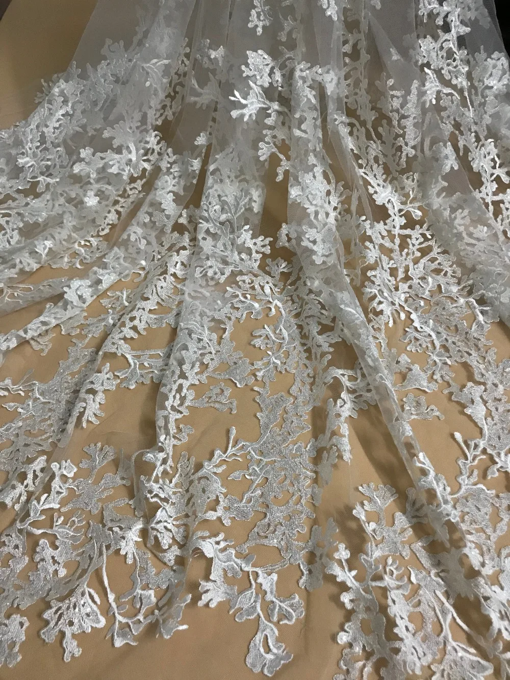 ZH-61017 Fashion 5 yards Nigeria Lace Fabric African Tulle French Fabric Embroidered Tulle Fabric
ZH-61017 Fashion 5 yards Nigeria Lace Fabric African Tulle French Fabric Embroidered Tulle Fabric