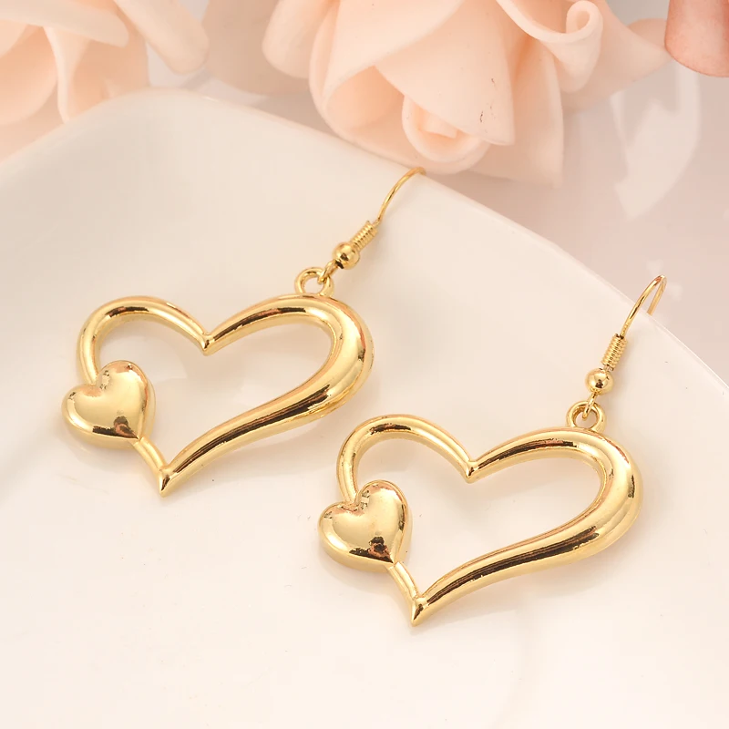 Bangrui gold big love Heart Earring For Girls/Ladies Birthday Gift Trendy Gold Color Engagement /Wedding Bands Promise Earring
Bangrui gold big love Heart Earring For Girls/Ladies Birthday Gift Trendy Gold Color Engagement /Wedding Bands Promise Earring